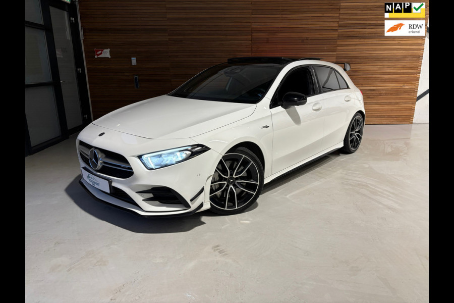 Mercedes-Benz A-Klasse AMG 35 4MATIC Night | FULL Option | Aero Pack | Performance Seats | Pano | Burmester | 360 Camera | Ambient