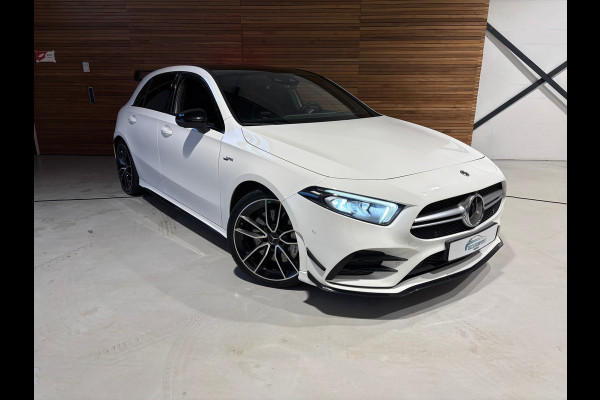 Mercedes-Benz A-Klasse AMG 35 4MATIC Night | FULL Option | Aero Pack | Performance Seats | Pano | Burmester | 360 Camera | Ambient