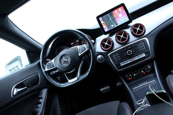 Mercedes-Benz CLA-Klasse 250 AMG Sport 218pk CARPLAY LEDER RODE-GRODELS '17