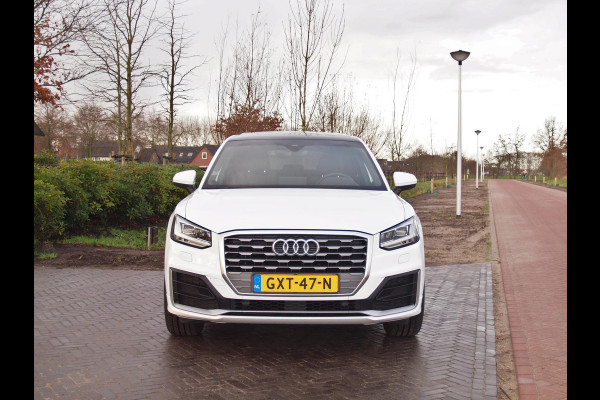 Audi Q2 1.4 TFSI CoD #limited | Panoramadak | Camera | Automaat | Virtual Cockpit |