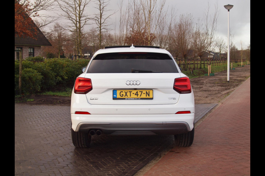 Audi Q2 1.4 TFSI CoD #limited | Panoramadak | Camera | Automaat | Virtual Cockpit |