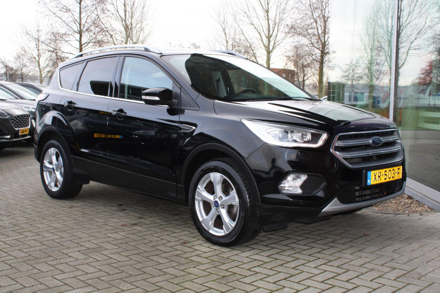 Ford Kuga 1.5 EcoBoost 150 PK Titanium Trekhaak | Winterpakket | Winterbandenset | Climate Control | Cruise Control