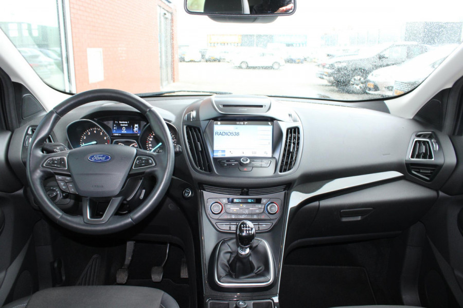 Ford Kuga 1.5 EcoBoost 150 PK Titanium Trekhaak | Winterpakket | Winterbandenset | Climate Control | Cruise Control