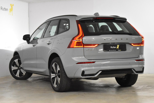 Volvo XC60 T6 350PK Long Range AWD Plus Dark / Panoramadak / Lighting Pack / Lederen bekleding / Google Maps