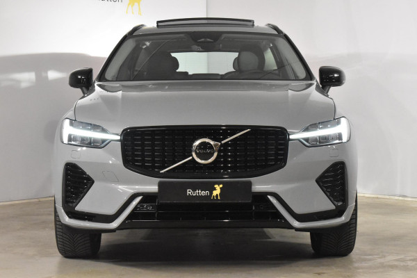 Volvo XC60 T6 350PK Long Range AWD Plus Dark / Panoramadak / Lighting Pack / Lederen bekleding / Google Maps