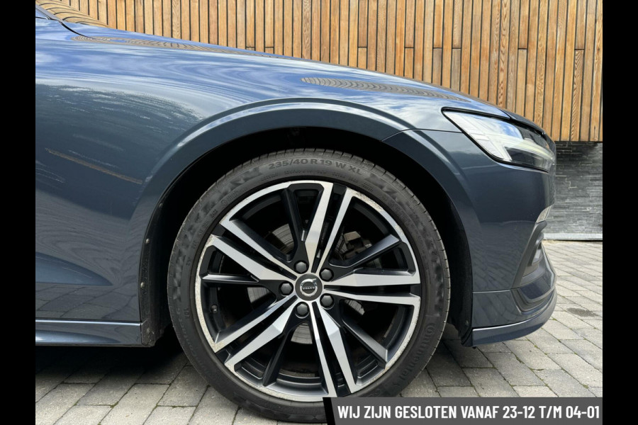 Volvo V60 2.0 B3 Business Pro Automaat | Navigatie | Camera | Half lederen/stof bekleding | Pilot Assist en Adaptieve Cruise control | Sto