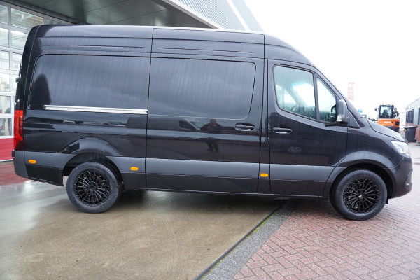 Mercedes-Benz Sprinter 319 1.9 CDI191PK L2 Pro Automaat trekhaak 3.500KG nr.V063 | Climate | Cruise | Apple CP- Android auto | Camera | 20"LM Velgen