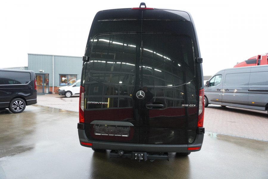 Mercedes-Benz Sprinter 319 1.9 CDI191PK L2 Pro Automaat trekhaak 3.500KG nr.V063 | Climate | Cruise | Apple CP- Android auto | Camera | 20"LM Velgen