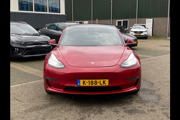 Tesla Model 3 Long Range AWD 75 kWh VAN: 26.900,- VOOR 24.877,- EINDEJAARSVOORDEEL: 2.023,- | TREKHAAK MET TREKGEWICHT