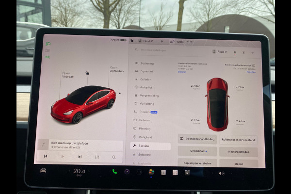 Tesla Model 3 Long Range AWD 75 kWh VAN: 26.900,- VOOR 24.877,- EINDEJAARSVOORDEEL: 2.023,- | TREKHAAK MET TREKGEWICHT