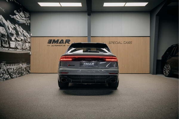 Audi RSQ8 4.0 TFSI RSQ8 quattro | Keramische remschijven | Vossen HF5 24 inch | B&O | LED Matrix koplampen |