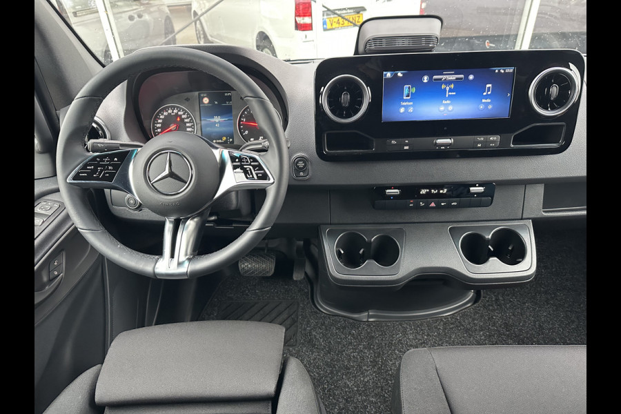 Mercedes-Benz Sprinter 319 1.9 CDI L2H2 Pro | ZB Edition | 18'' Sportvelgen | Sidebars | Carplay | Led