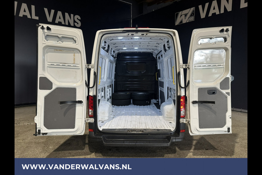 Volkswagen Crafter 2.0 TDI 141pk **BPM VRIJ voor de Ondernemer** L3H3 L2H2 Euro6 Airco | Camera | Apple Carplay | Cruisecontrol Chauffeursstoel, Android Auto