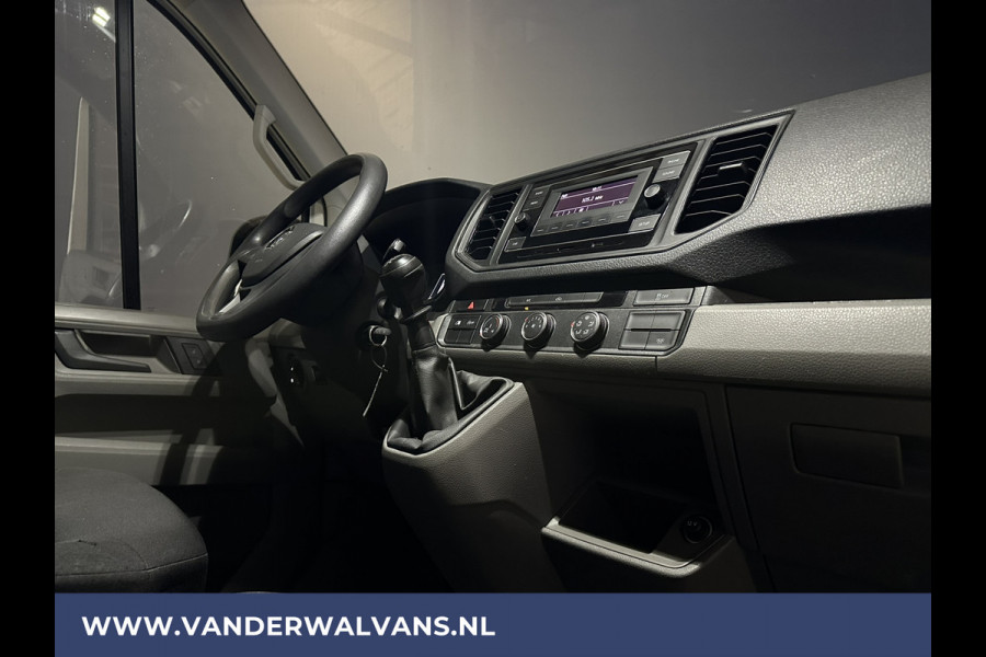 Volkswagen Crafter 2.0 TDI 140pk L3H2 L2H1 Euro6 Airco | Cruisecontrol | Bijrijdersbank 3000kg trekvermogen