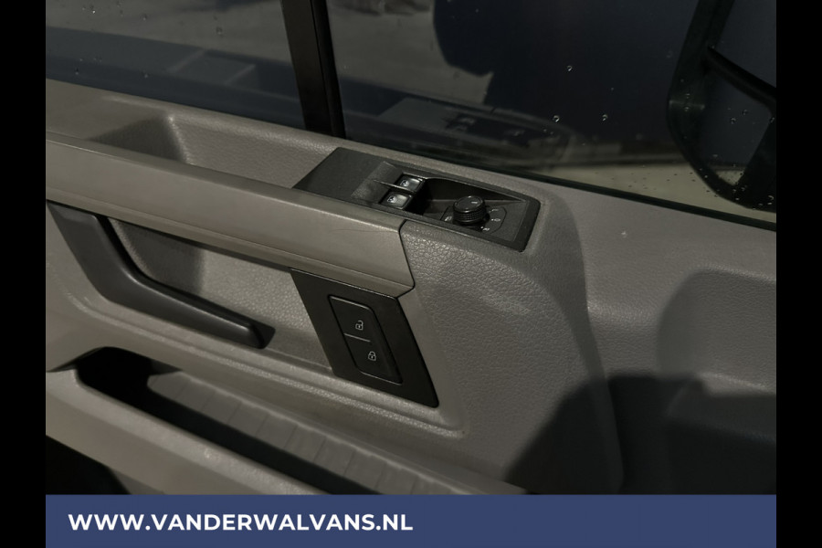 Volkswagen Crafter 2.0 TDI 140pk L3H2 L2H1 Euro6 Airco | Cruisecontrol | Bijrijdersbank 3000kg trekvermogen