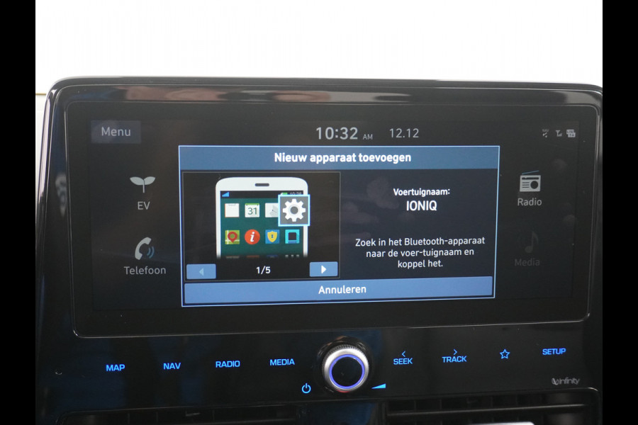 Hyundai IONIQ Premium EV 38kWh Apple Carplay Android Auto Navi Ecc Leder Elec.Stoel + Verwarming/ventilatie Stuurverwarming Camera DAB Keyless Cruise Control Led Infinity® Luidsprekers Achterbank verwarmd Bluetooth Dodehoek detector Draadloze tel.lader 1e Eigenaar