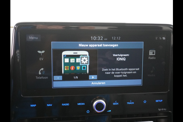 Hyundai IONIQ Premium EV 38kWh Apple Carplay Android Auto Navi Ecc Leder Elec.Stoel + Verwarming/ventilatie Stuurverwarming Camera DAB Keyless Cruise Control Led Infinity® Luidsprekers Achterbank verwarmd Bluetooth Dodehoek detector Draadloze tel.lader 1e Eigenaar