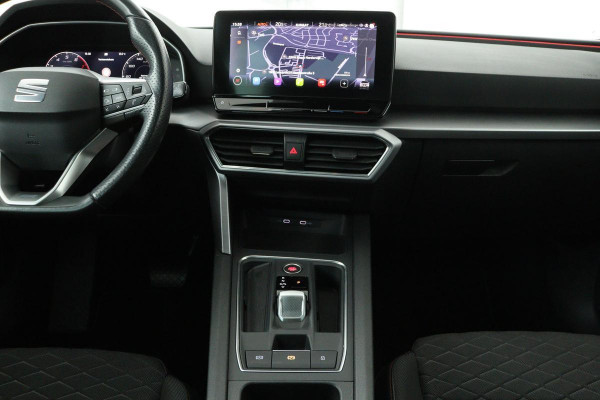 Seat Leon 1.5 eTSI FR Launch Edition | Trekhaak | Adaptive cruise | Sfeerverlichting | Carpay | PDC | Navigatie | Park Assist | Dodehoek detectie | Climate control