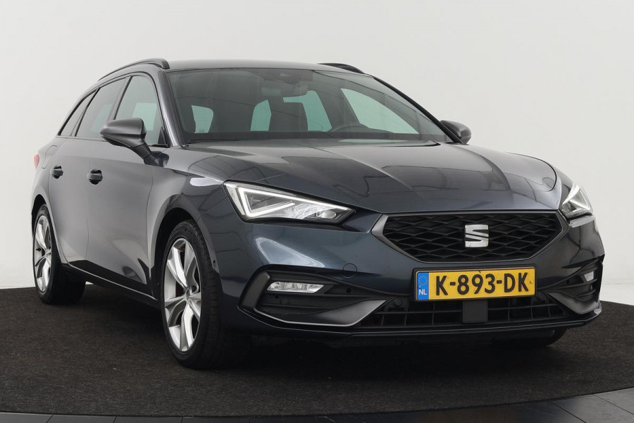 Seat Leon 1.5 eTSI FR Launch Edition | Trekhaak | Adaptive cruise | Sfeerverlichting | Carpay | PDC | Navigatie | Park Assist | Dodehoek detectie | Climate control