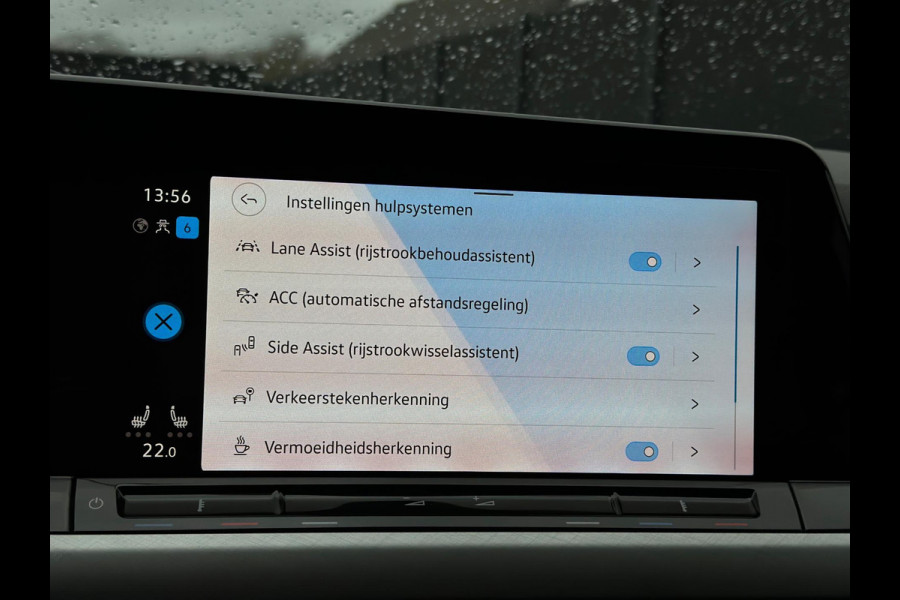 Volkswagen GOLF Variant 1.5 eTSI Life CarPlay Camera