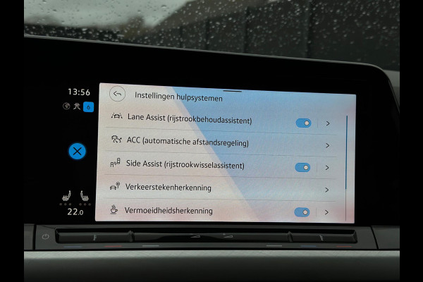 Volkswagen GOLF Variant 1.5 eTSI Life CarPlay Camera