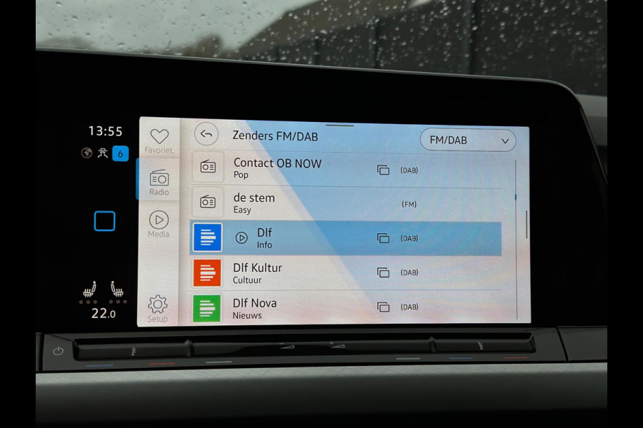 Volkswagen GOLF Variant 1.5 eTSI Life CarPlay Camera