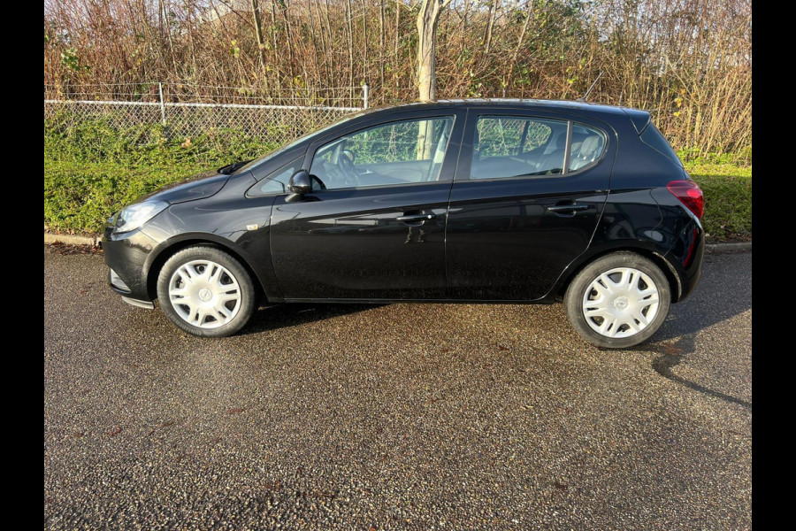 Opel Corsa 1.4 Favourite