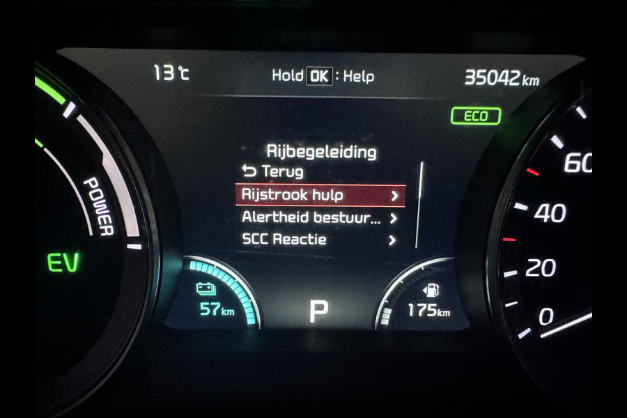 Kia Niro 1.6 GDi PHEV DynamicLine Plug In Hybrid | Schuifdak | Trekhaak Afn. | Adaptive Cruise | JBL Sound | LED | Stuur / Stoelverwarming |