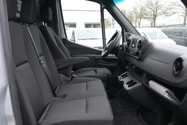 Mercedes-Benz Sprinter 315 CDI L2H2 RWD 3500kg trekgewicht, MBUX met camera