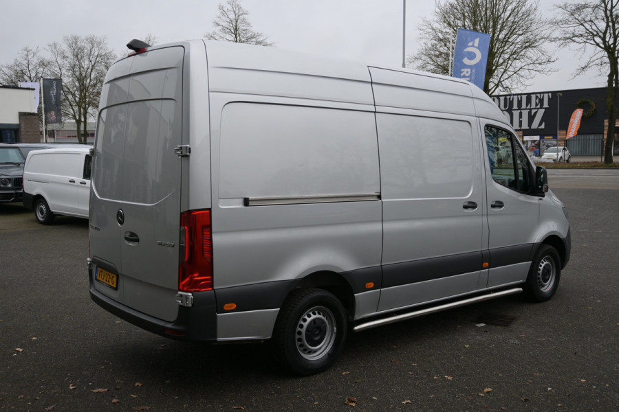 Mercedes-Benz Sprinter 315 CDI L2H2 RWD 3500kg trekgewicht, MBUX met camera