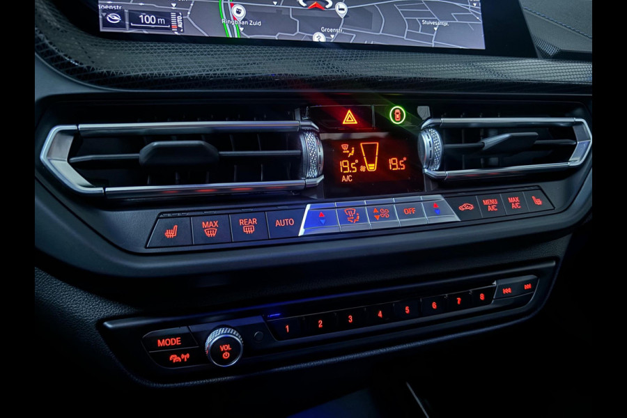 BMW 1-serie M135i xDrive Executive Maxton|HUD|PANO|