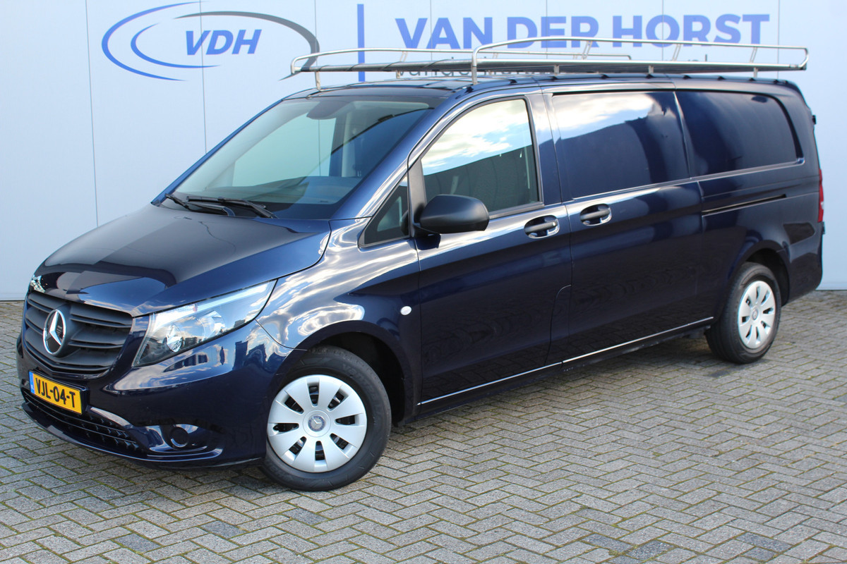 Mercedes-Benz Vito 116-163pk CDI XL, schuifdeur li.+re. Extra lange uitvoering ! Volautomatische airco, cruise control, achterdeuren, trekhaak, dubbele schuifdeur, laadruimte betimmerd, imperiaal, metallic lak, stoelen met armleuning.