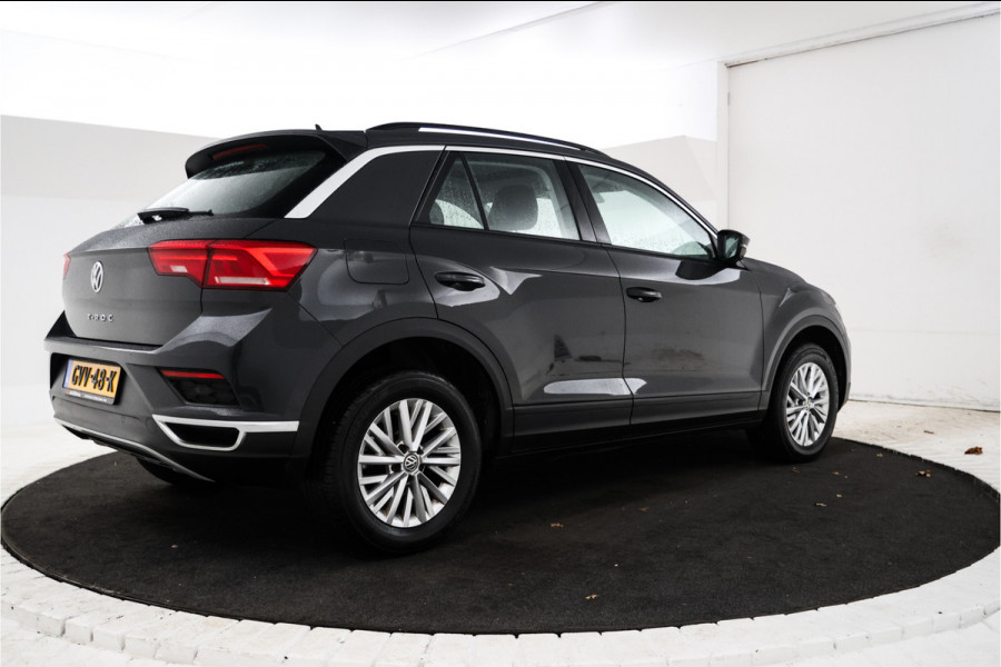 Volkswagen T-Roc 1.6 TDI Style Business Panoramadak, Virtual, climate, Stoelverw.