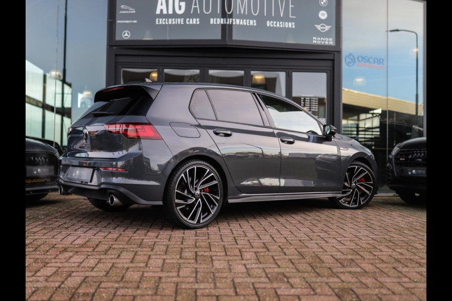 Volkswagen Golf 2.0 TSI GTI | Camera | Schaalstoelen | 19" LM | Harman Kardon | IQ Light