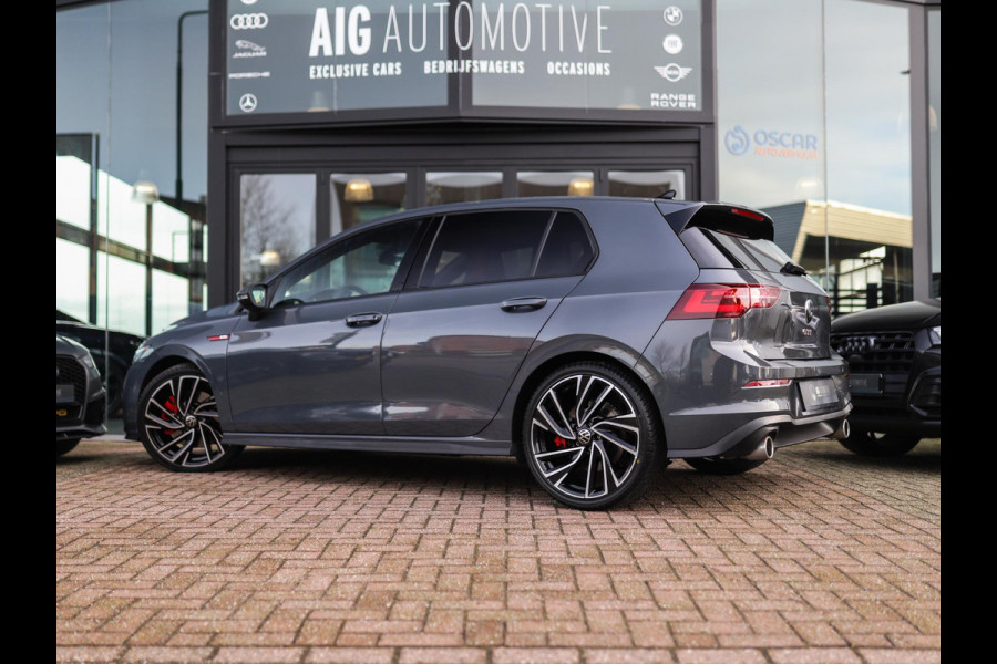 Volkswagen Golf 2.0 TSI GTI | Camera | Schaalstoelen | 19" LM | Harman Kardon | IQ Light