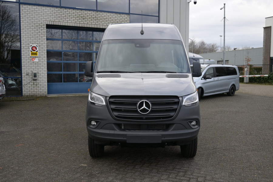 Mercedes-Benz Sprinter 319 CDI 4x4 L3H2 AWD Draaistoelen, Distronic, Standkachel, 360 graden camera, Led