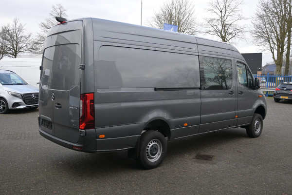 Mercedes-Benz Sprinter 319 CDI 4x4 L3H2 AWD Draaistoelen, Distronic, Standkachel, 360 graden camera, Led