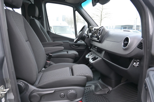 Mercedes-Benz Sprinter 319 CDI 4x4 L3H2 AWD Draaistoelen, Distronic, Standkachel, 360 graden camera, Led