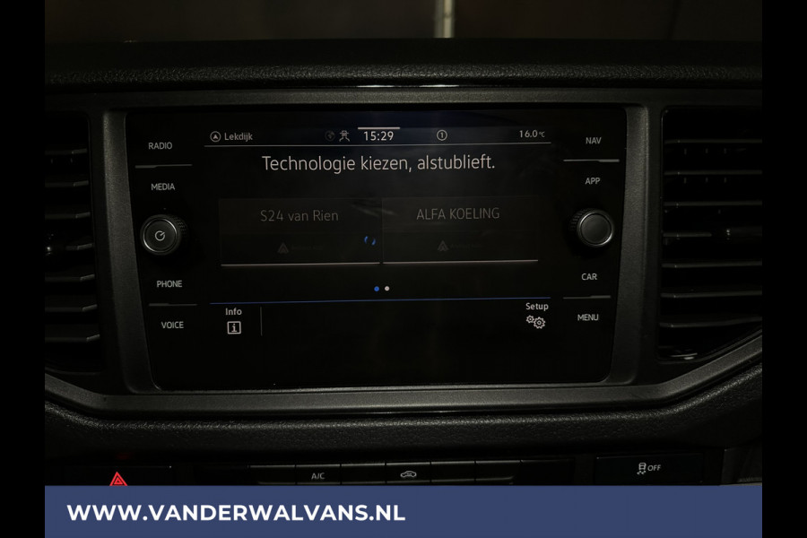 Volkswagen Crafter 2.0 TDI 140pk L3H3 Euro6 Airco | Navigatie | Cruisecontrol | Apple Carplay Parkeersensoren, Chauffeursstoel, Bijrijdersbank, Verwarmde voorruit, 3000kg Trekvermogen