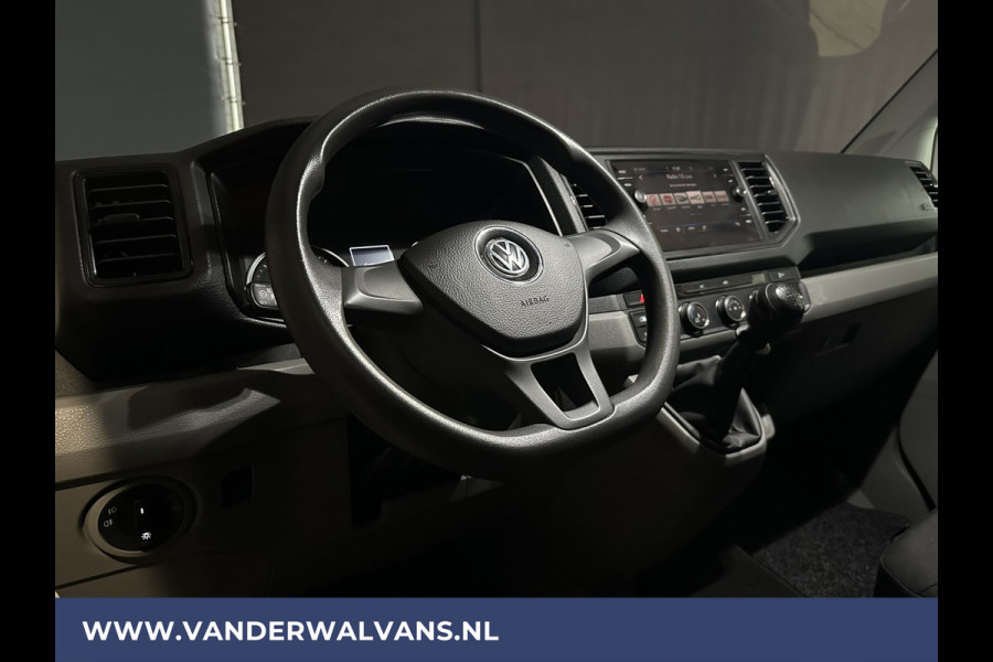 Volkswagen Crafter 2.0 TDI 140pk L3H3 Euro6 Airco | Navigatie | Cruisecontrol | Apple Carplay Parkeersensoren, Chauffeursstoel, Bijrijdersbank, Verwarmde voorruit, 3000kg Trekvermogen