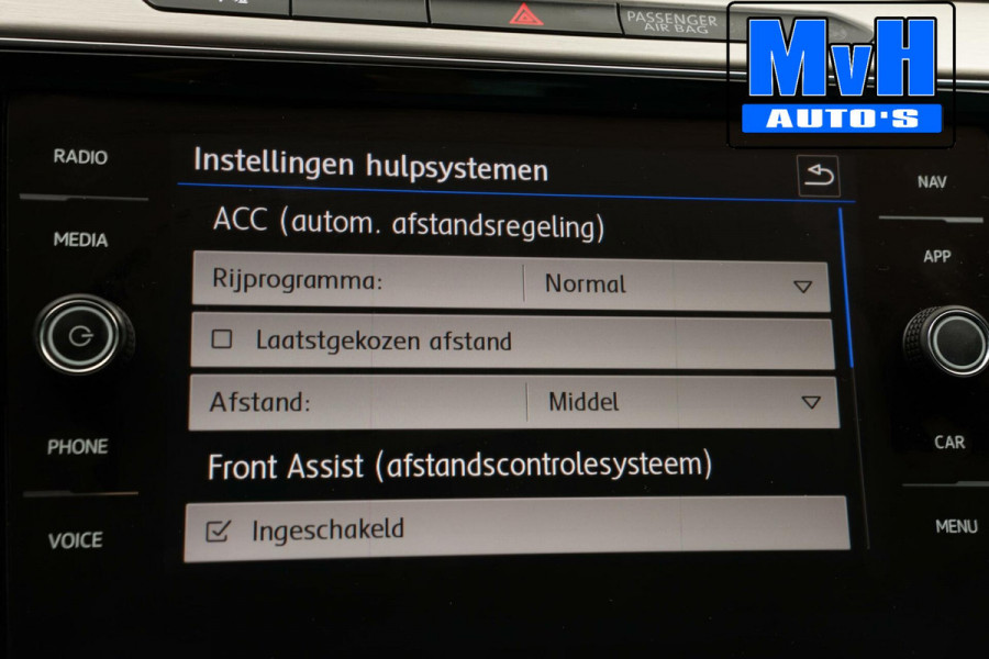 Volkswagen Passat Variant 1.6 TDI R-Line|VIRTUAL|TREKHAAK|NAP