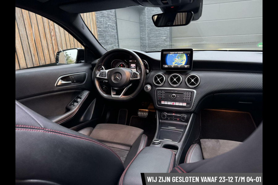 Mercedes-Benz A-Klasse 200 AMG-styling Automaat | Panoramadak | Xenon verlichting | Stoelverwarming | Trekhaak | Schakelflippers | Achteruitrijcamera |