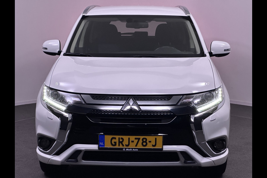 Mitsubishi Outlander 2.4 Plug in Hybrid 225pk PHEV | Trekhaak Afneembaar | Apple Carplay | Camera | Cruise Control | Climate Control | Stoelverwarming | DAB |