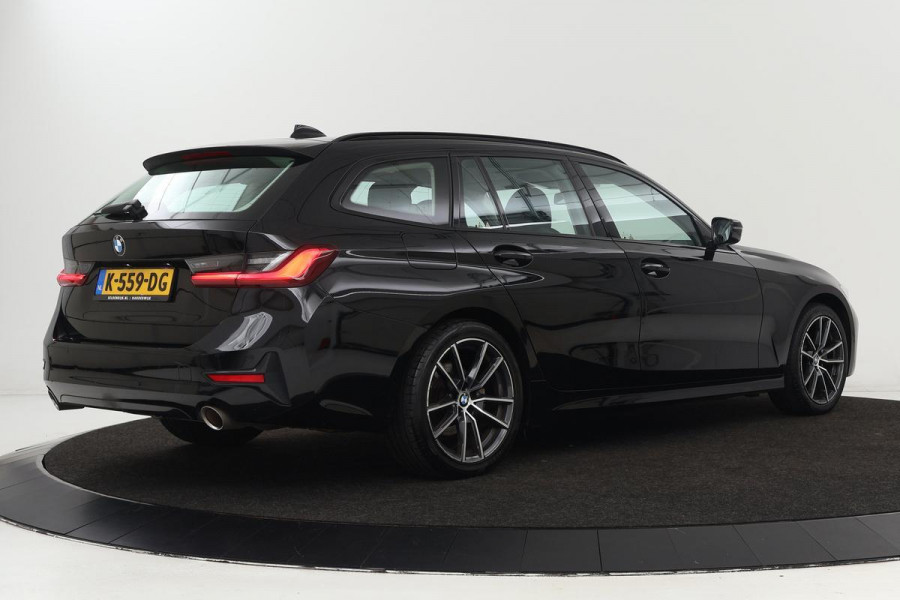 BMW 3 Serie 318i Executive | Sport Line | Trekhaak | Leder | Sportstoelen | Carplay | Live Cockpit | Full LED | PDC | Climate control