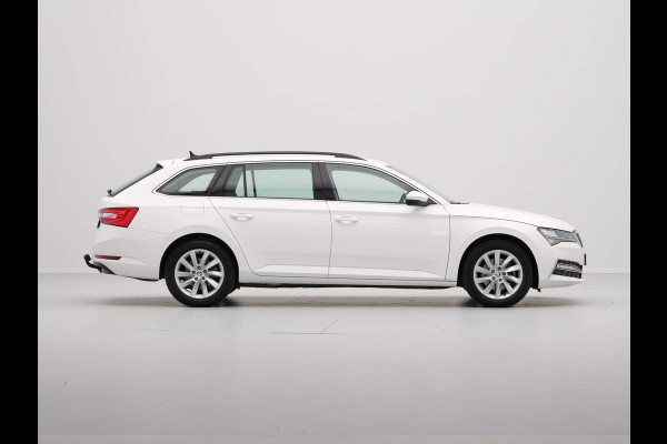 Škoda Superb Combi 1.4 TSI iV 204pk DSG Business Edition Plus Navigatie Trekhaak Led Clima (Geen Trekgewicht)