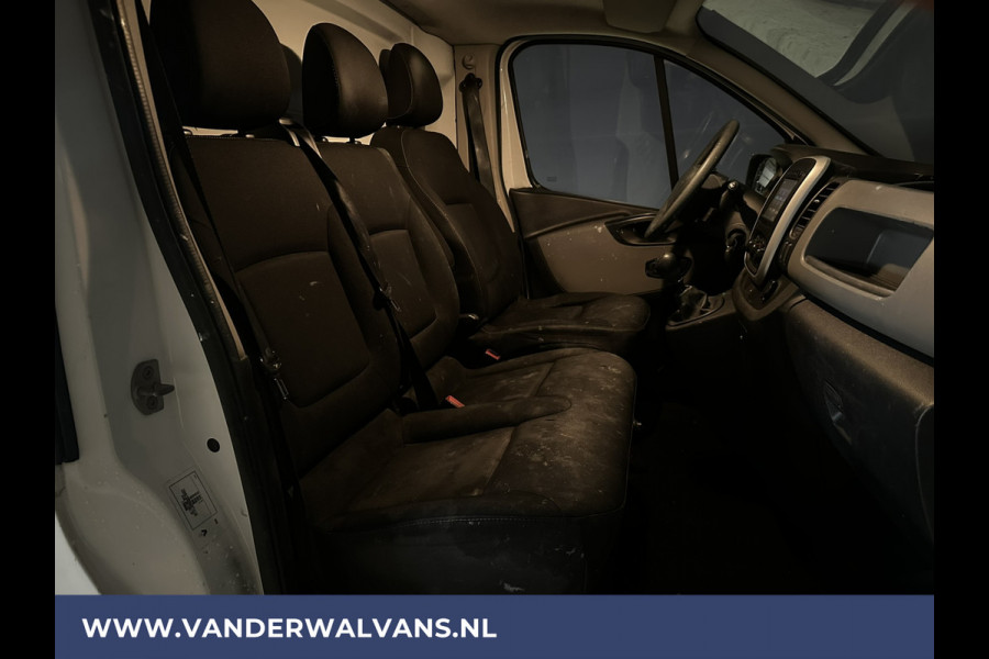 Renault Trafic 1.6 dCi 126pk L2H1 Euro6 Airco | Navigatie | Cruisecontrol | Trekhaak Parkeersensoren, Bijrijdersbank