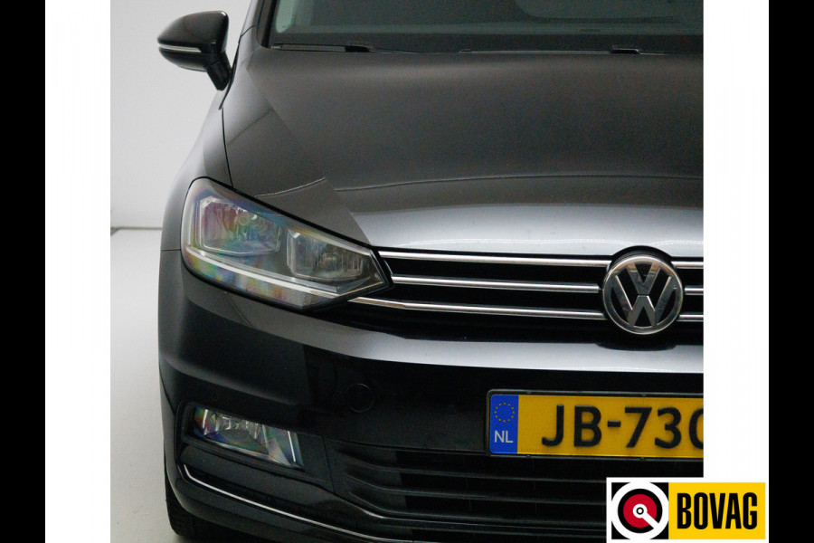 Volkswagen Touran 1.2 TSI Highline 111 PK Trekhaak, Climate control, Adap. Cruise, All season banden, Extra getint glas