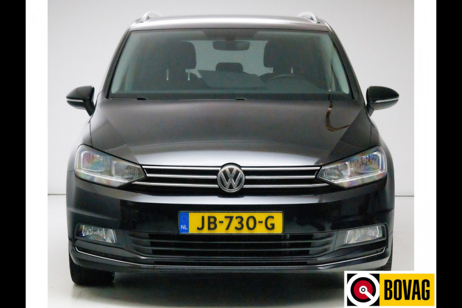 Volkswagen Touran 1.2 TSI Highline 111 PK Trekhaak, Climate control, Adap. Cruise, All season banden, Extra getint glas