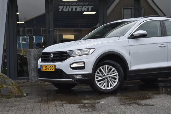 Volkswagen T-Roc 1.5 TSI Style | DEALER ONDERHOUDEN| NAP | APPLE CARPLAY | ANDROID AUTO| ADAPTIEVE CRUISE CONTROLE | NAVIGATIE