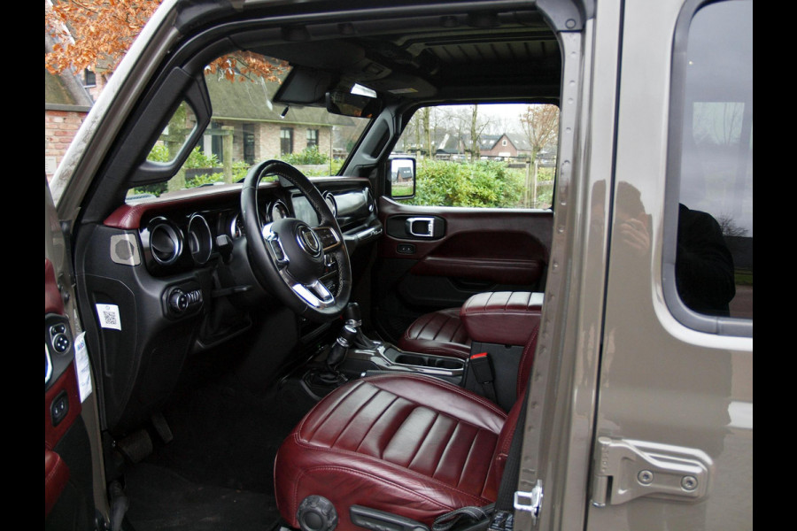 Jeep Wrangler Unlimited 2.0T Sahara | BRUTE | Camera | Trekhaak | 22 inch | Alpine |